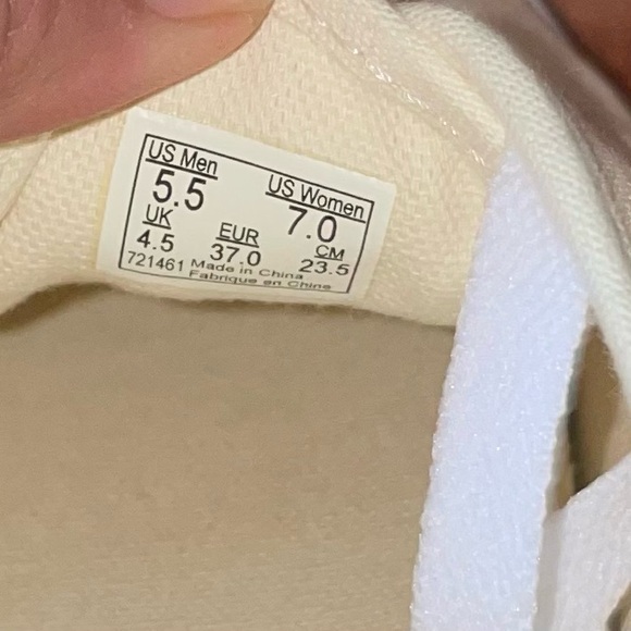 Vans White Canvas Sneakers men’s 5.5 women’s 7 - Picture 9 of 9